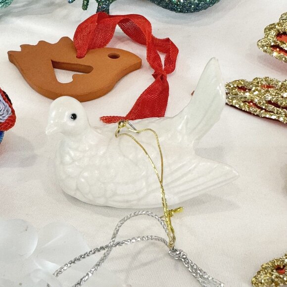 Variety Of 9 Vintage Colourful Glitter Birds Christmas Ornaments Please Read - Picture 5 of 8